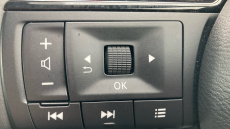 Nissan Qashqai 1.3 DiG-T MH Acenta Premium 5dr Petrol Hatchback